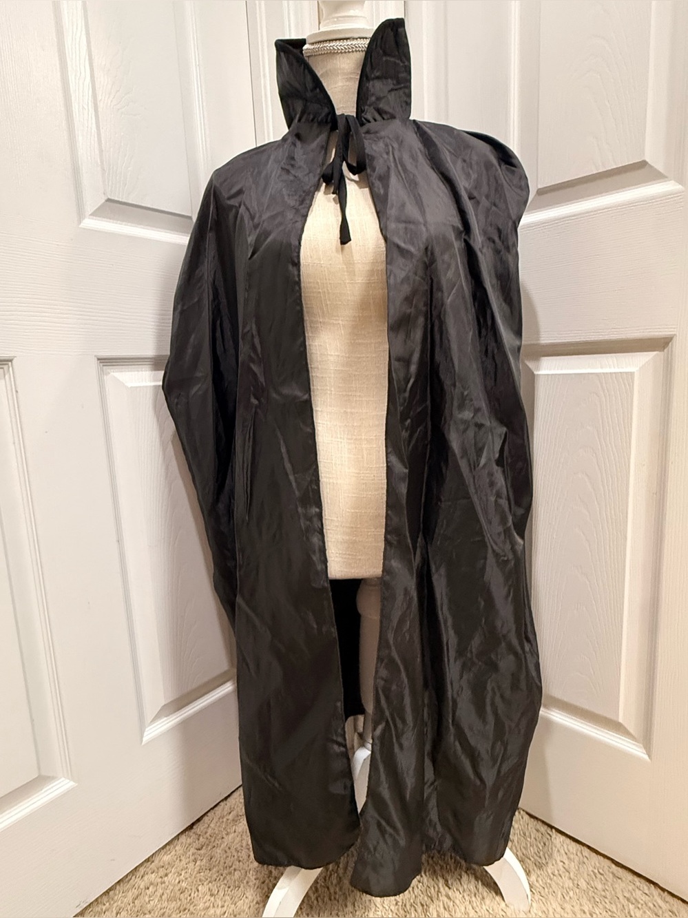 Adult One Size Vampire Cape